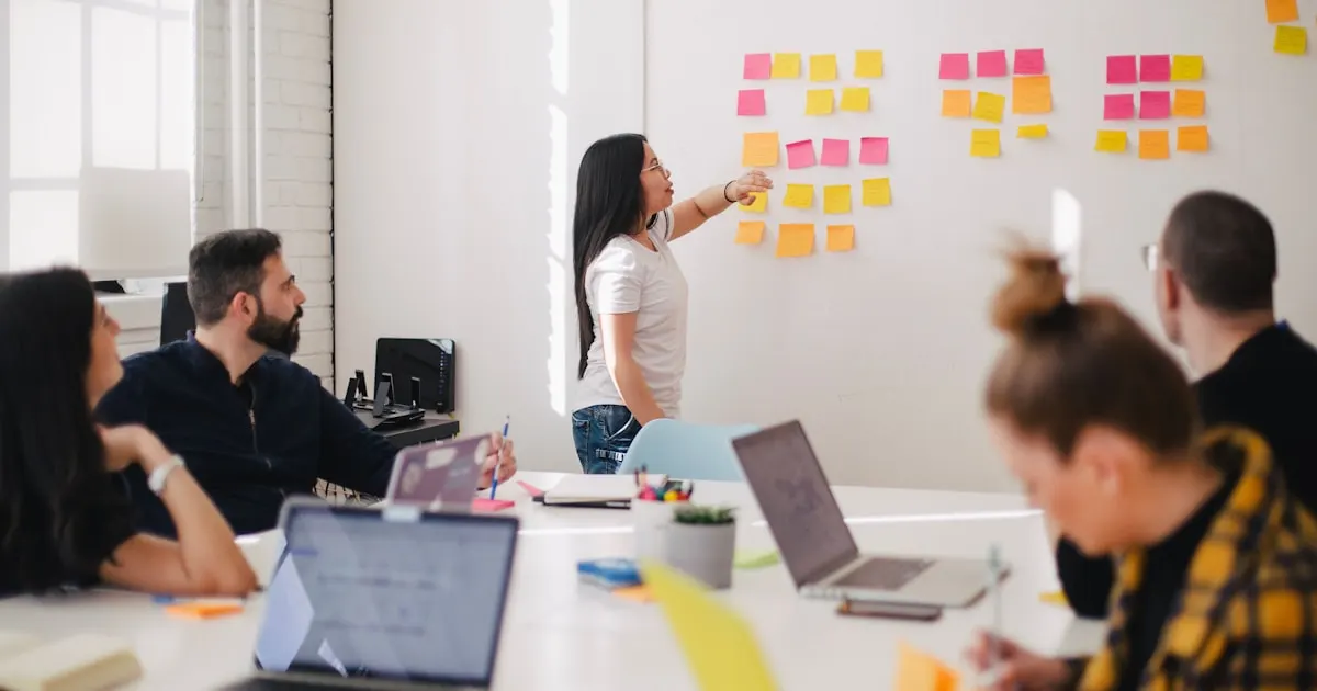 Signal-Based Selling: How to Turn Buying Signals Into Conversations Before Your Competitors